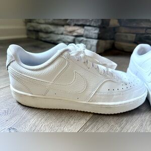 Nike Court Vision Low Sneakers